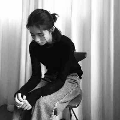 女生头像黑白高冷