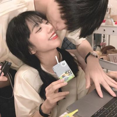 高级感满满的情侣头像，甜蜜的情侣也会一起创造美好的回忆