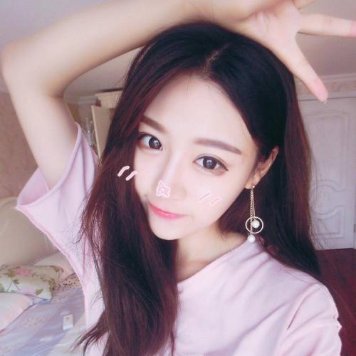超级好看的女生头像仙气满满，它充满了仙气，让人一看就被吸引