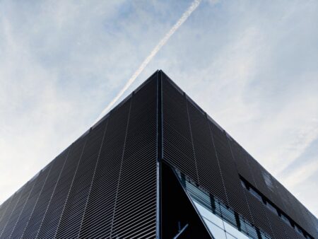 这个曾经闻名世界的望远镜坏了，而且坏得很严重